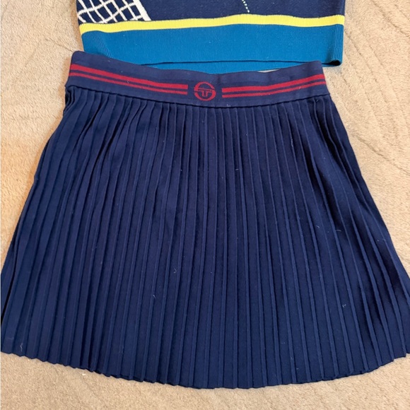 Sergio Tacchini Nota Knit Vest and Tennis Skirt - Maritime Blue. - Picture 5 of 8